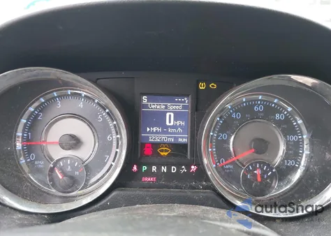 2012 Chrysler Town & Country Touring z USA, uszkodzony, nr VIN 2C4RC1BG6CR383029